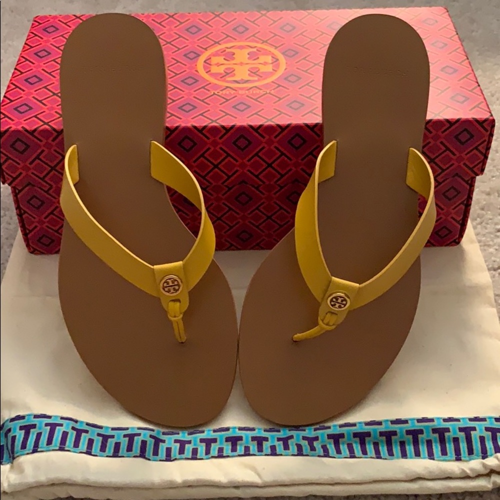 NIB TORY BURCH Authentic Yellow Manon Thong Leather Sandal Size 7